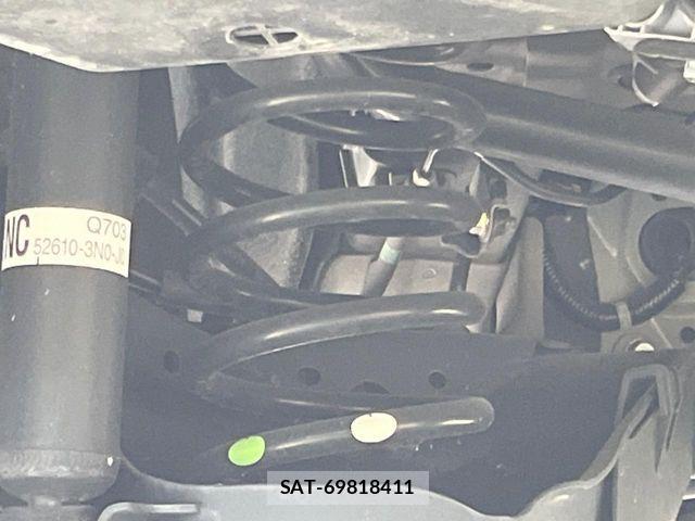 Honda VEZEL 2023-03 8439033-19