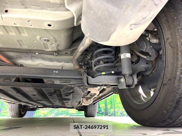 Honda VEZEL 2022-05 8439035-19