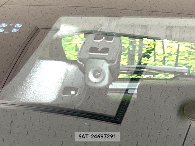 Honda VEZEL 2022-05 8439035-6