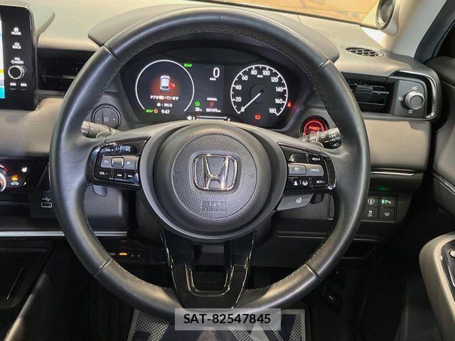 Honda VEZEL 2024-04 8439031-11