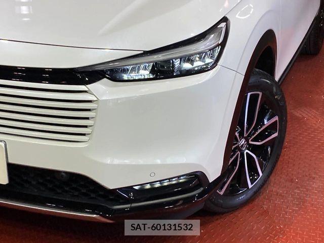 Honda VEZEL 2025-11 8458703-11