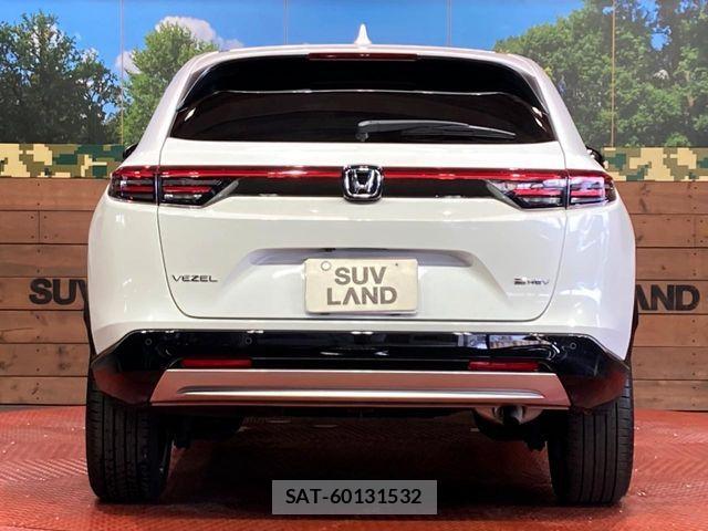 Honda VEZEL 2025-11 8458703-14