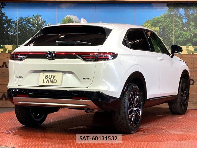 Honda VEZEL 2025-11 8458703-16