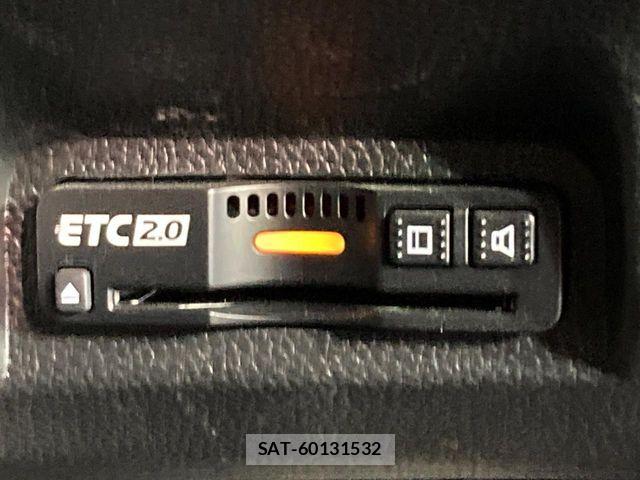 Honda VEZEL 2025-11 8458703-6