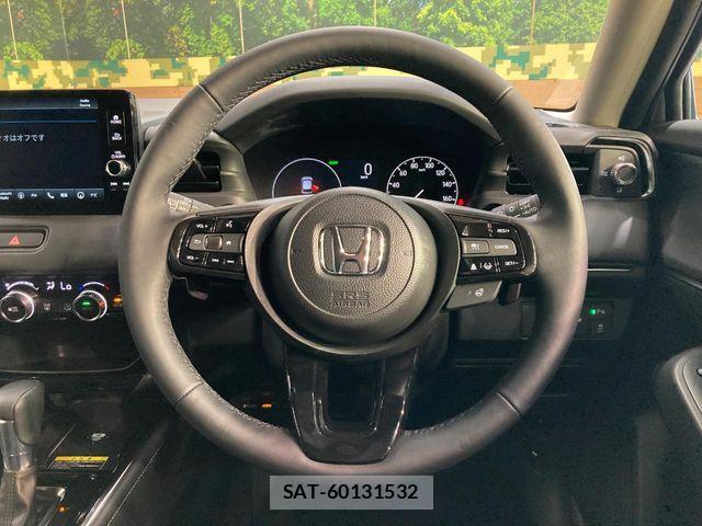 Honda VEZEL 2025-11 8458703-7