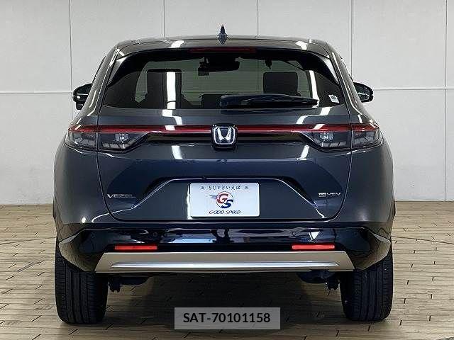 Honda VEZEL 2021-08 8527999-15