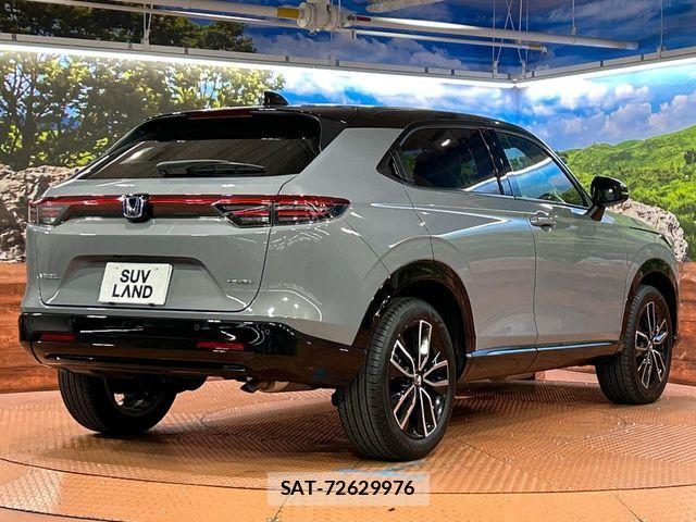 Honda VEZEL 2025-03 8527972-16