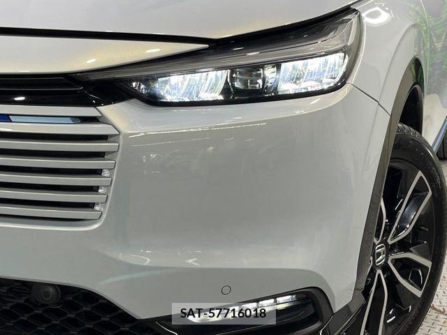Honda VEZEL 2025-11 8527976-11