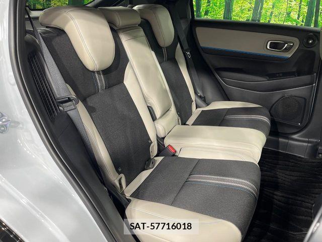 Honda VEZEL 2025-11 8527976-8