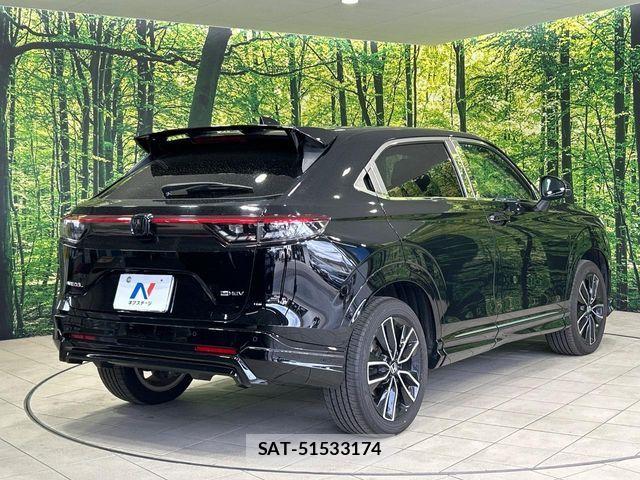 Honda VEZEL 2021-04 8527991-16