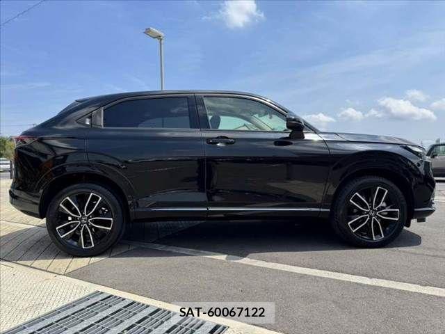 Honda VEZEL 2023-07 8563945-11