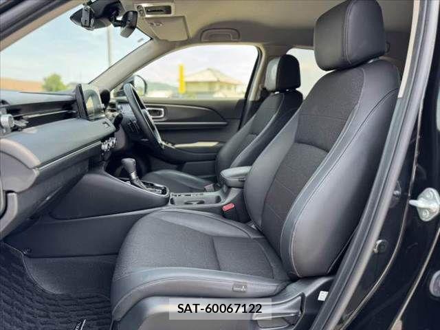 Honda VEZEL 2023-07 8563945-16