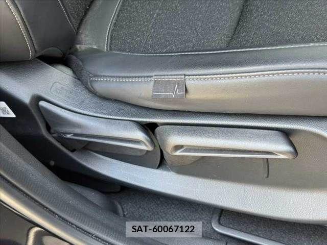Honda VEZEL 2023-07 8563945-29