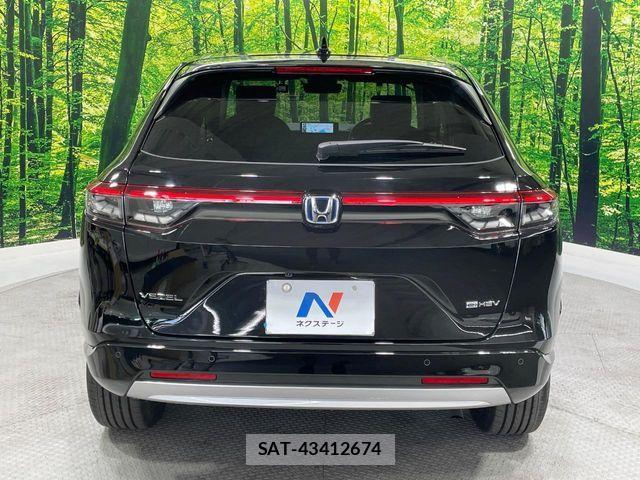 Honda VEZEL 2022-08 8629533-15