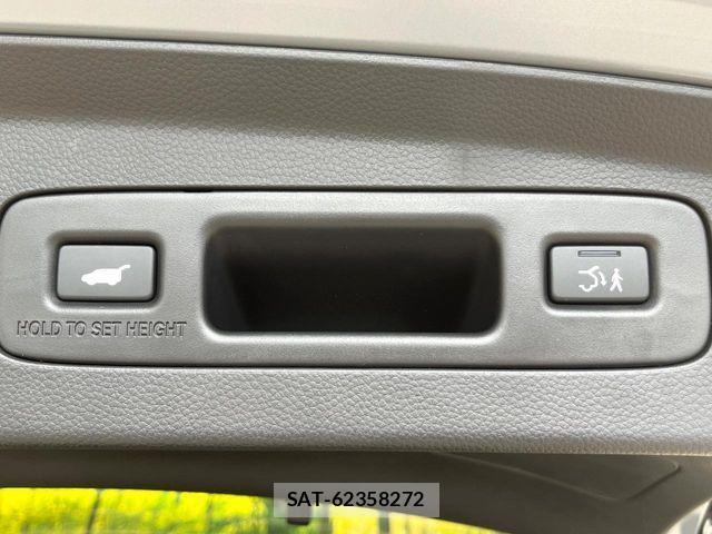 Honda VEZEL 2025-01 8629524-6