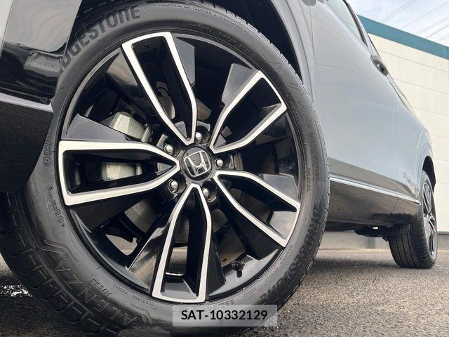 Honda VEZEL 2026-03 8629522-12