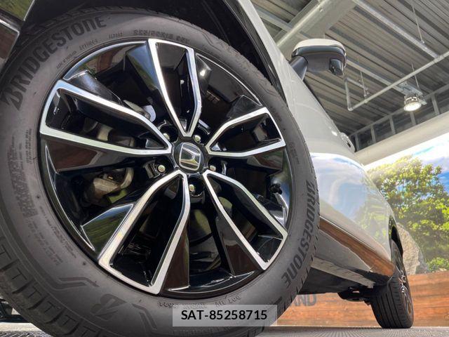 Honda VEZEL 2024-10 8629523-13