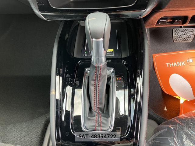 Honda VEZEL 2026-07 8629521-20