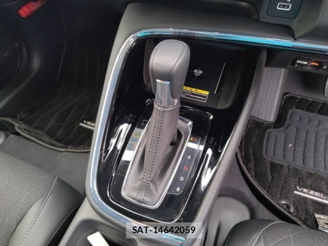 Honda VEZEL 2023-12 8662171-14