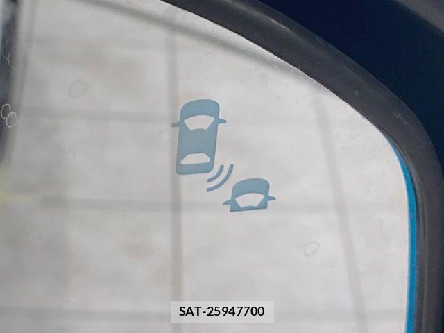 Honda VEZEL 2022-01 8667088-4