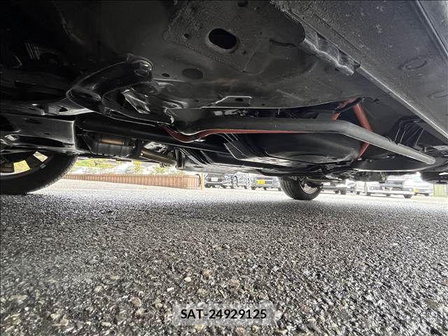 Honda VEZEL 2023-08 8662170-10