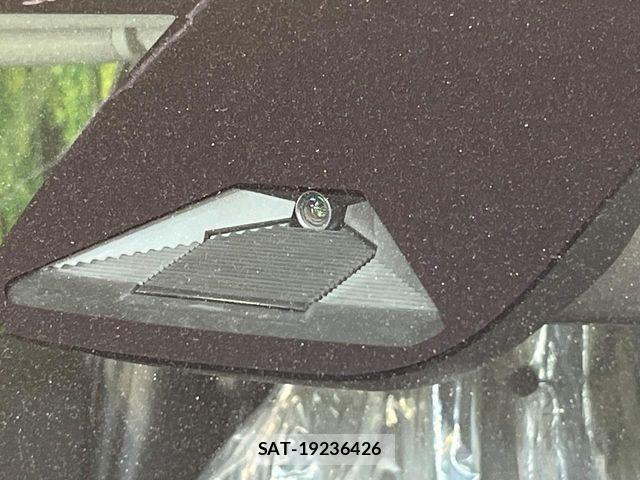 Honda VEZEL 2025-10 8662178-2