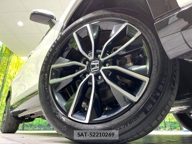 Honda VEZEL 2021-04 8667087-12