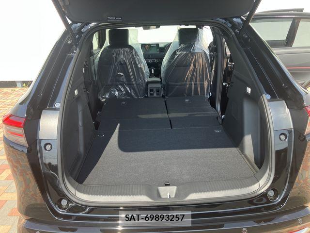 Honda VEZEL 2026-07 8667086-12