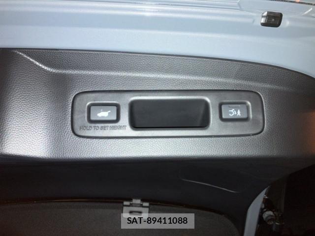 Honda VEZEL 2024-09 8686845-15