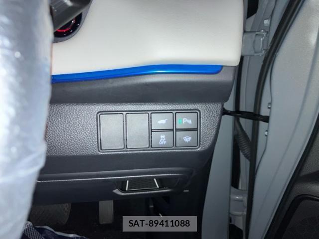 Honda VEZEL 2024-09 8686845-17