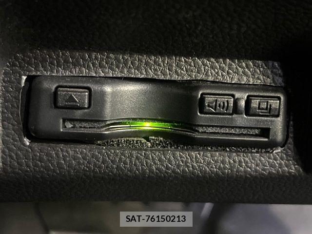 Honda VEZEL 2023-03 8686851-6