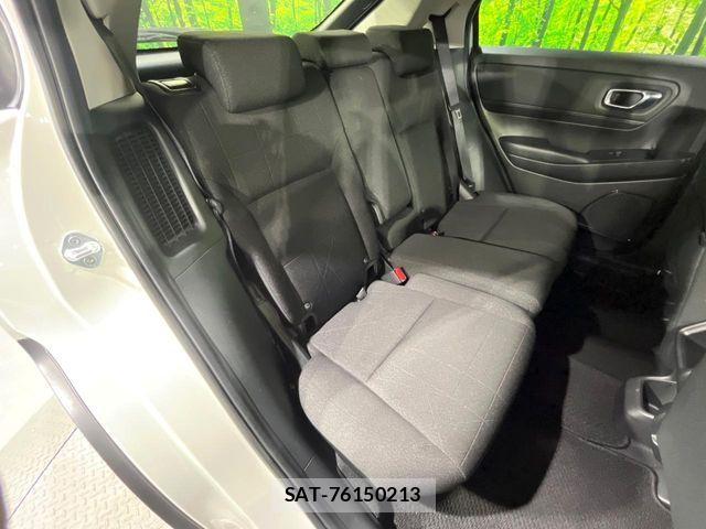 Honda VEZEL 2023-03 8686851-8