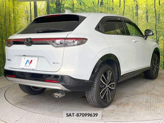 Honda VEZEL 2023-08 8686849-16