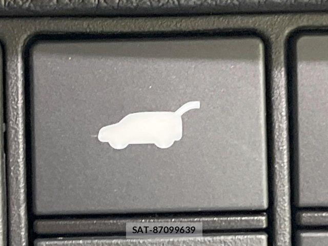 Honda VEZEL 2023-08 8686849-6