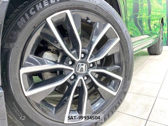 Honda VEZEL 2021-12 8686846-14