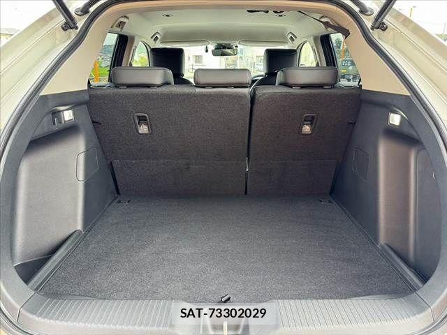 Honda VEZEL 2023-02 8746576-23