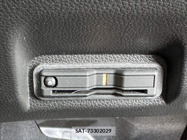 Honda VEZEL 2023-02 8746576-5