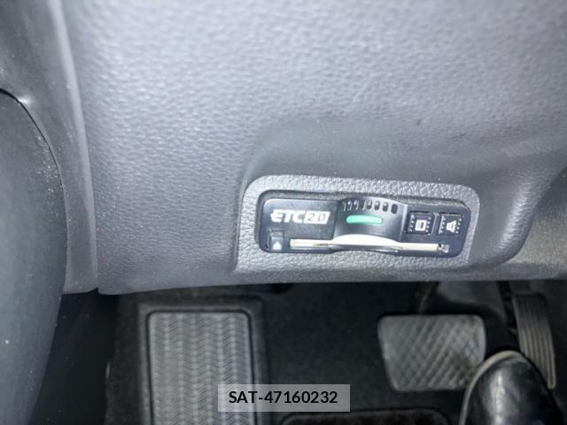 Honda VEZEL 2022-01 8744324-17