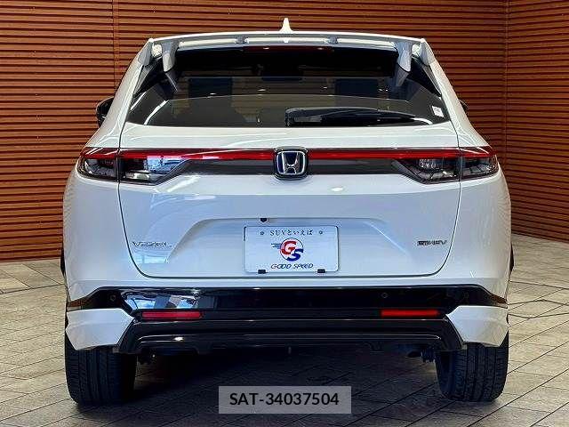 Honda VEZEL 2021-12 8746589-15