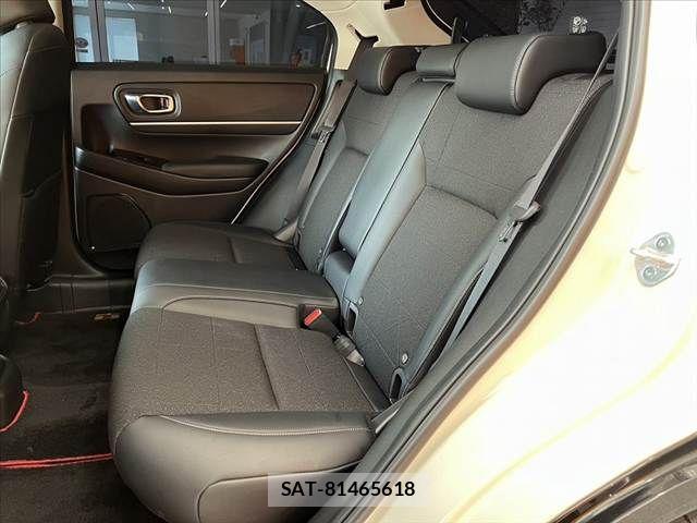 Honda VEZEL 2023-05 8746565-18