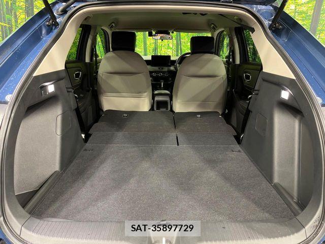 Honda VEZEL 2024-04 8746574-10