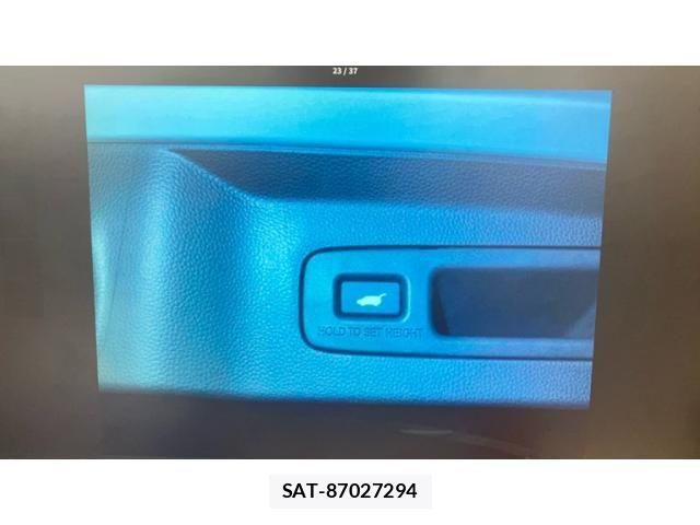 Honda VEZEL 2023-02 8744194-14
