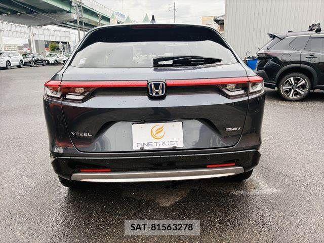 Honda VEZEL 2021-09 8746588-17