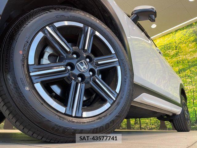 Honda VEZEL 2023-10 8746580-12