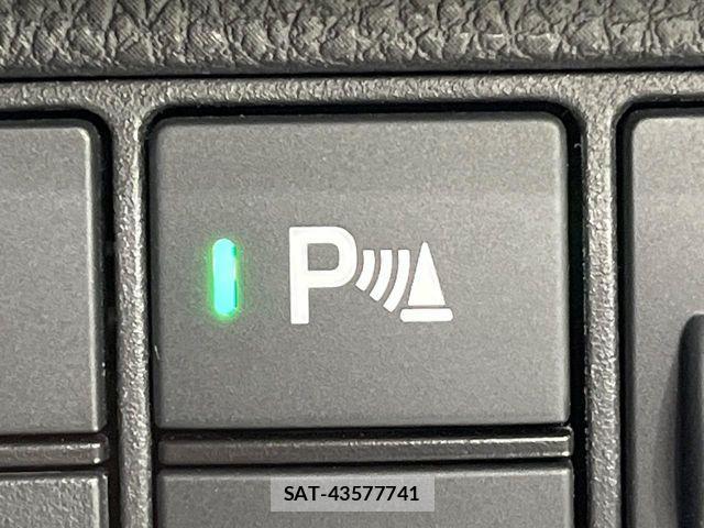 Honda VEZEL 2023-10 8746580-6