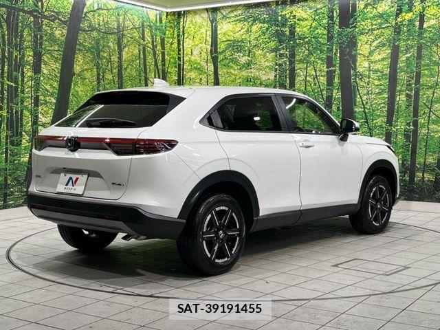 Honda VEZEL 2025-09 8797821-16