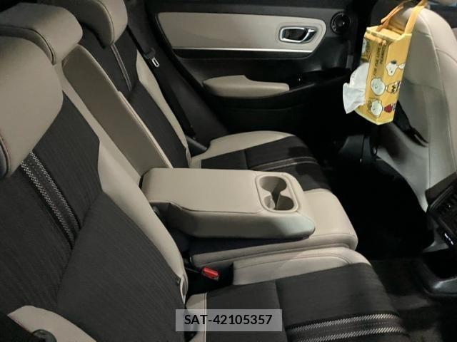 Honda VEZEL 2022-04 8797837-14