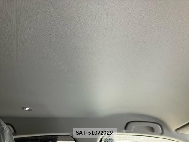 Honda VEZEL 2023-11 8797836-16