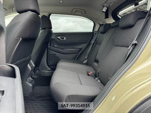 Honda VEZEL 2023-11 8797835-17