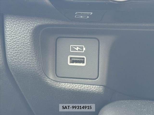 Honda VEZEL 2023-11 8797835-29